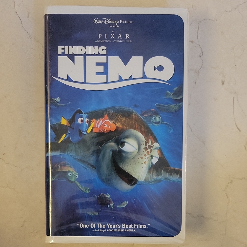 Finding Nemo VHS Tape